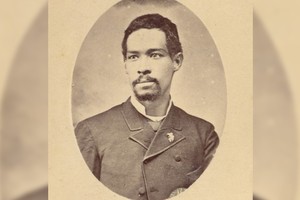 Candelario Obeso Hernández (1849-1884), escritor colombiano al que se conoce como el precursor de la "Poesía negra y oscura" en Colombia, narrando la cotidianidad de los hombres negros de su época.