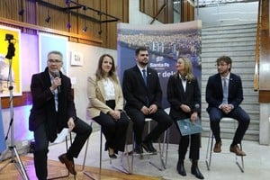 Los responsables del CICEc en la presentación del indicador.