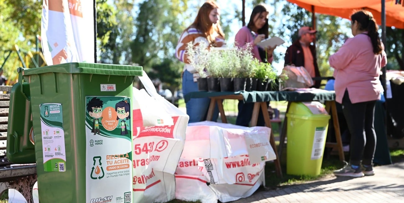 El Ecocanje volvió a convocar a los vecinos de Villa Gobernador Gálvez con una exitosa jornada de reciclaje