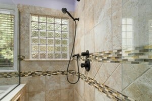 La ducha integrada se convirtió en una opción elegida para remodelaciones.