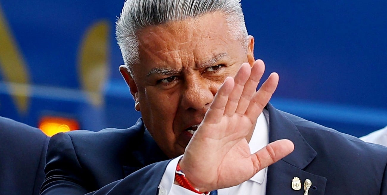 Ciberataque al Senado de Mendoza: alteraron la web oficial con una imagen de Chiqui Tapia
