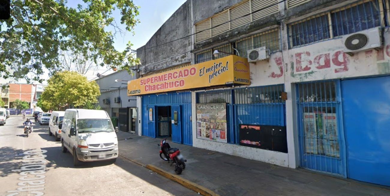 Detuvieron a una mujer acusada de intentar robar un perfume en un supermercado de barrio Candioti Norte