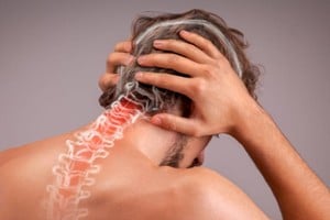Se diagnostica con mayor frecuencia en personas mayores de 50 años