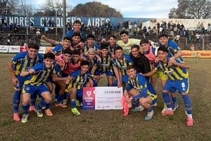 Los pibes de Central ganaron y avanzaron. Foto: Prensa Copa Santa Fe.