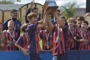 Esperanza Fútbol Club, uno de los que gritó campeón.