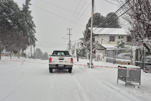 La nieve complicó la circulación en varios puntos de la ciudad.