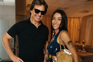 Una fotografía del backstage recorrió las redes sociales.