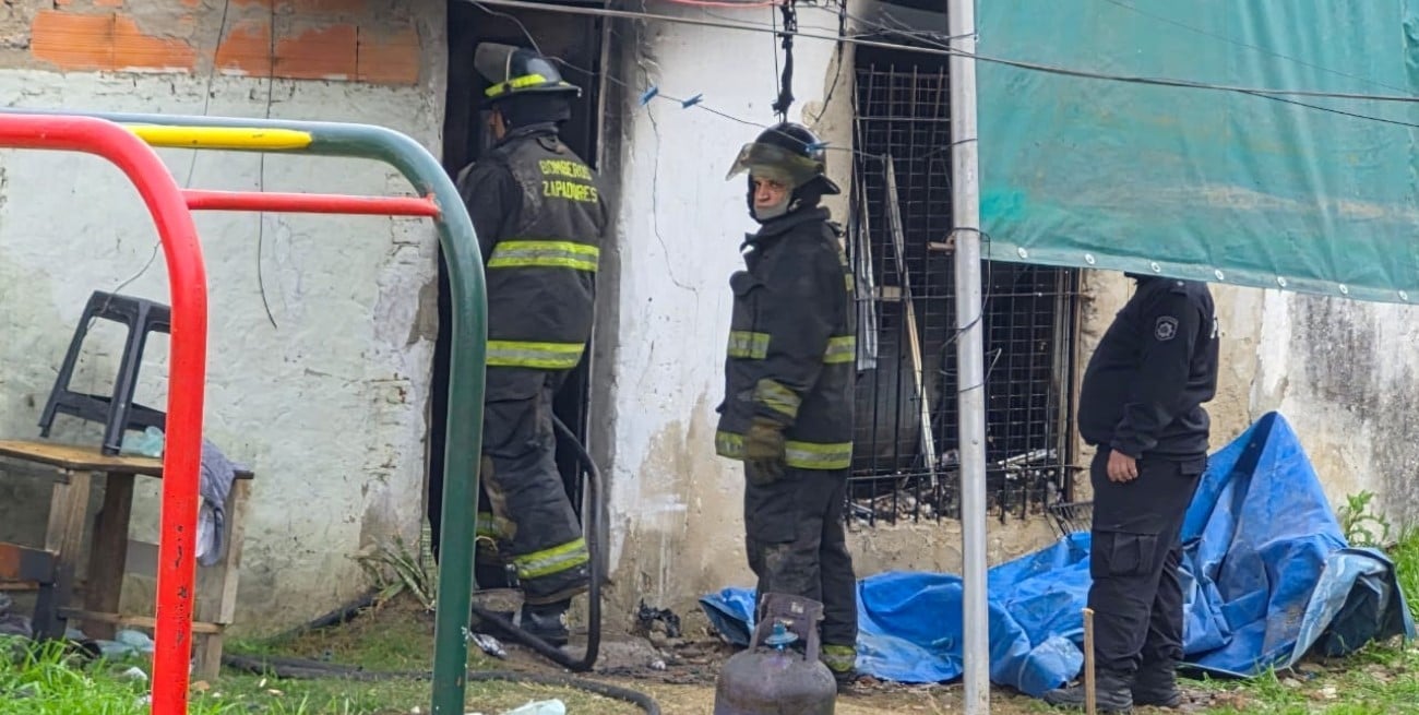 Una casa se incendió en Santa Fe y un niño terminó hospitalizado