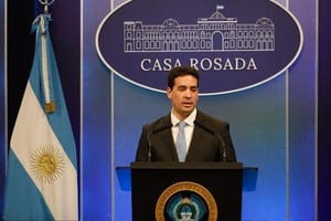 El vocero Ravier este martes en conferencia de prensa desde Casa Rosada. Crédito: Presidencia