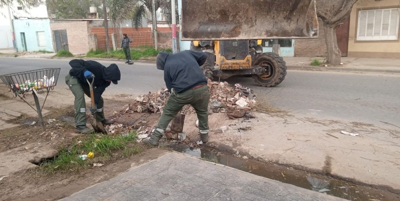 Ante el alerta por tormentas en Santa Fe, el municipio intensifica los trabajos preventivos