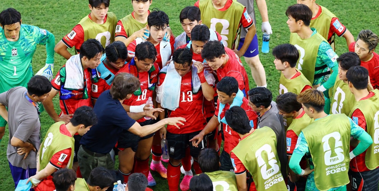 El DT de Corea del Sur fue citado al Congreso tras el fracaso del equipo en el Mundial