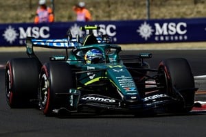 Fernando Alonso rodando en Hungría el pasado fin de semana. REUTERS/Marton Monus