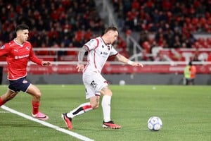 Newell's no pudo en su visita al Rojo y se le viene Boca