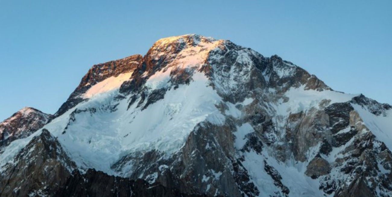 Una tragedia en una de las montañas más peligrosas del mundo deja muertos y desaparecidos