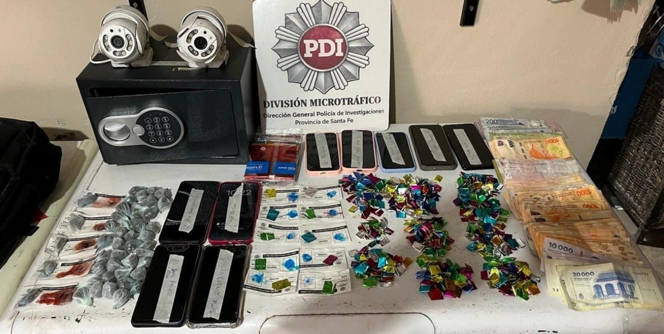 Santa Fe: tenía cámaras, una caja fuerte y 470 dosis de cocaína y marihuana en su casa