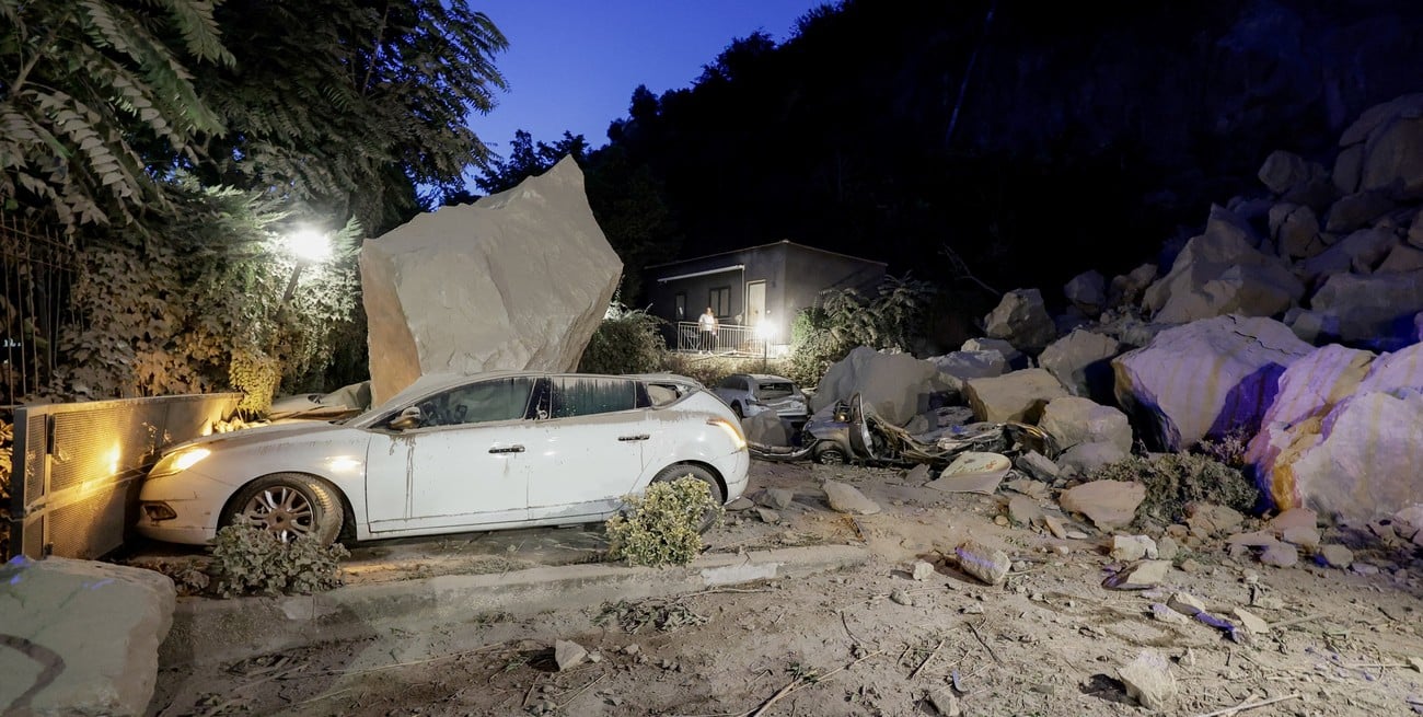 Fuerte temblor de magnitud 4,7 cerca de Nápoles causó derrumbes y dejó heridos