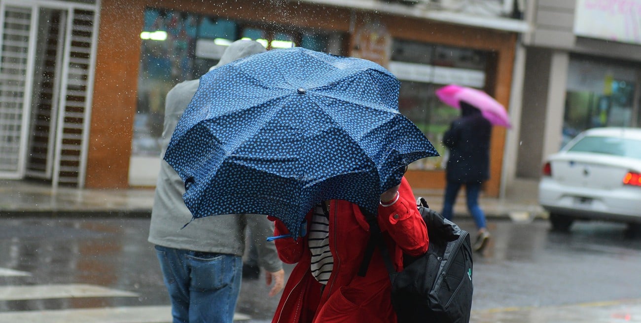 Alerta por tormentas este sábado: seis provincias bajo aviso amarillo y naranja