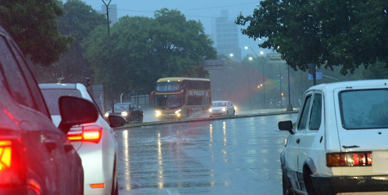 La tormenta dejó hasta 41 milímetros de lluvia en Santa Fe y escasos inconvenientes
