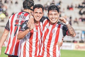 Con gol de Maroni, Barracas se impuso a Riestra.