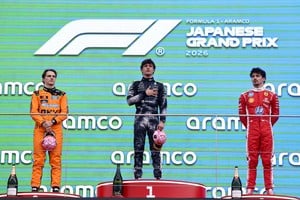 Cinco carreras, cinco ganadores: una F1 abierta entre duelos internos y equipos que vuelven a acercarse.  REUTERS/Jakub Porzycki