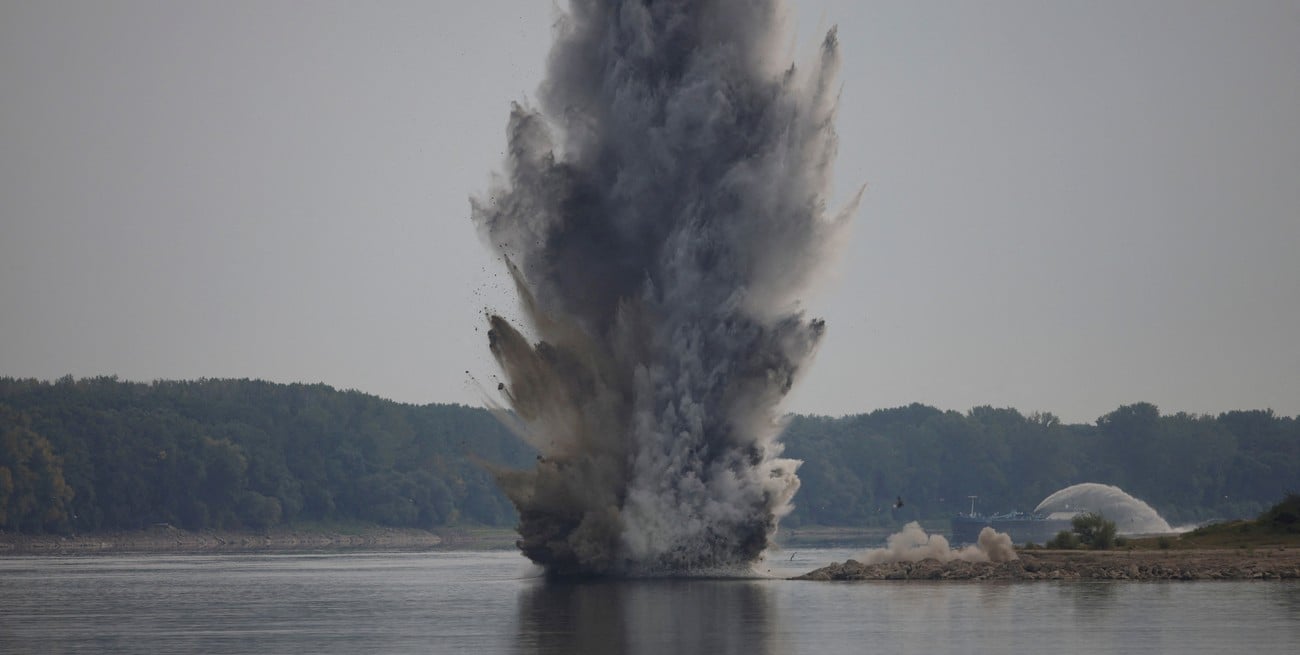 Rumania hizo explotar el río Danubio para salvar su planta nuclear