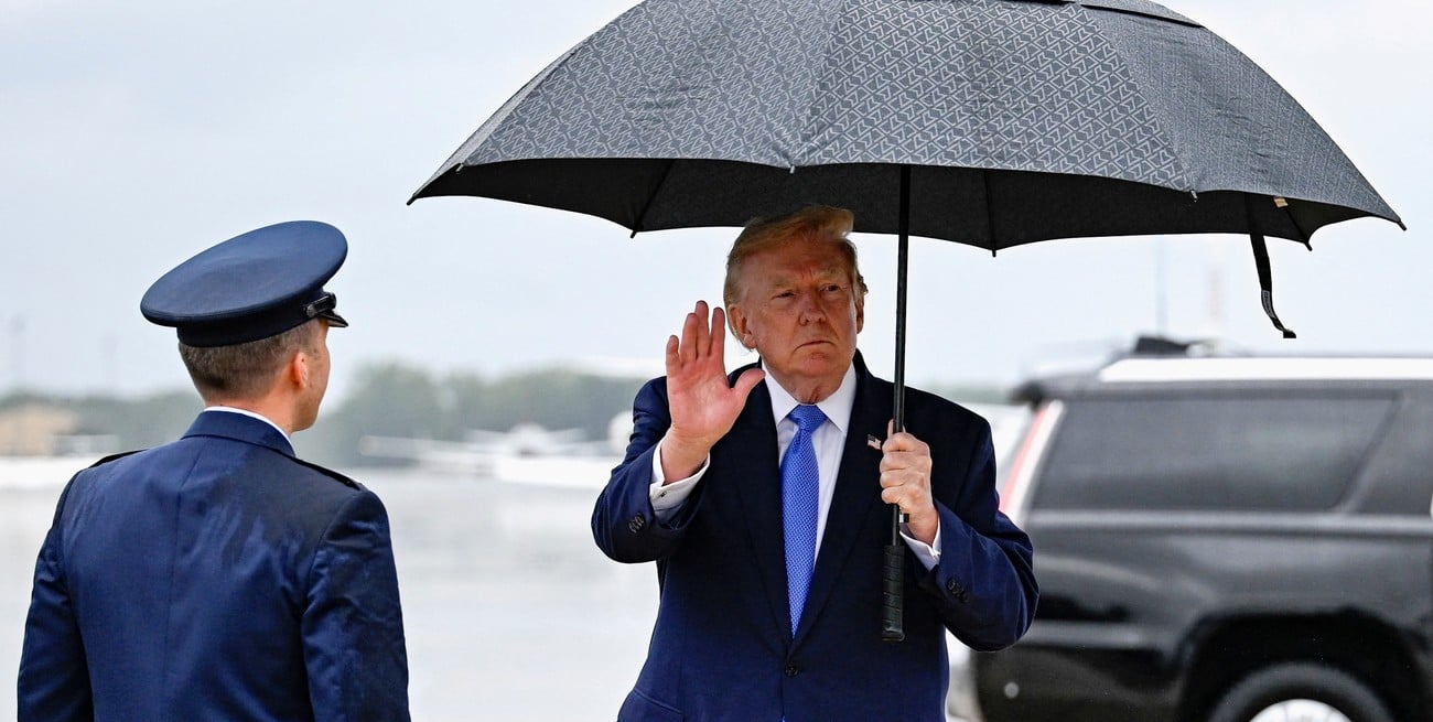 Trump lanzó un ultimátum a Irán: “Acuerdo o rendición total”