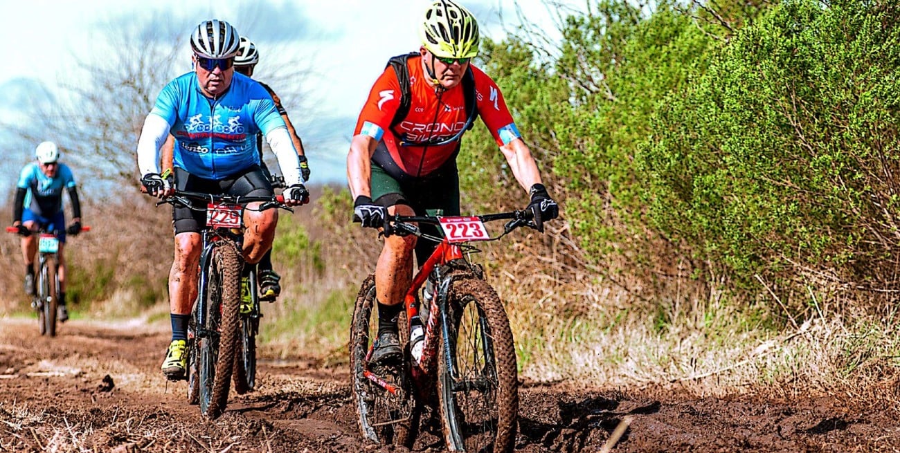 Más de 200 ciclistas participaron de la cuarta fecha del Provincial de MTB en Pueblo Andino

