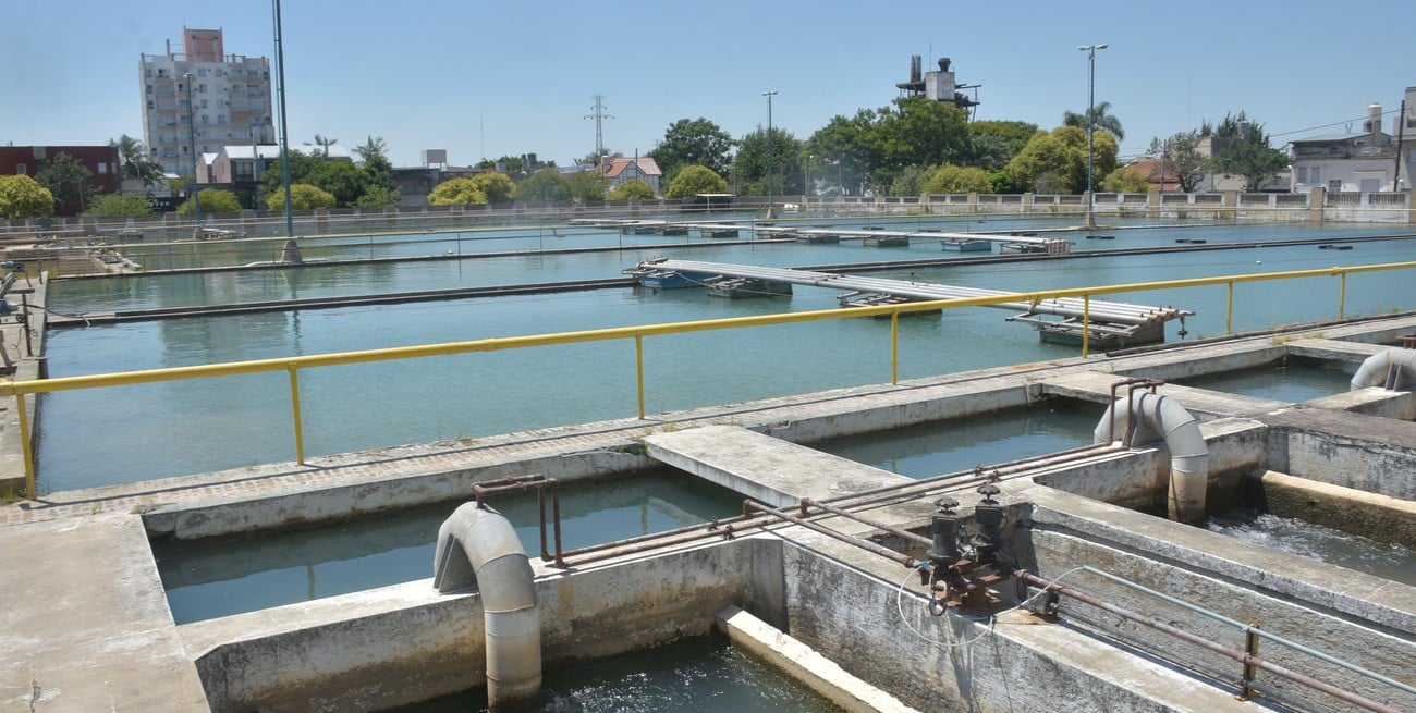 Cortes de agua en Santa Fe: qué barrio estará sin servicio entre este martes y el jueves