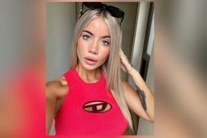 Candela Arizaga es una creadora de contenidos y modelo nacida en la ciudad de Rosario.