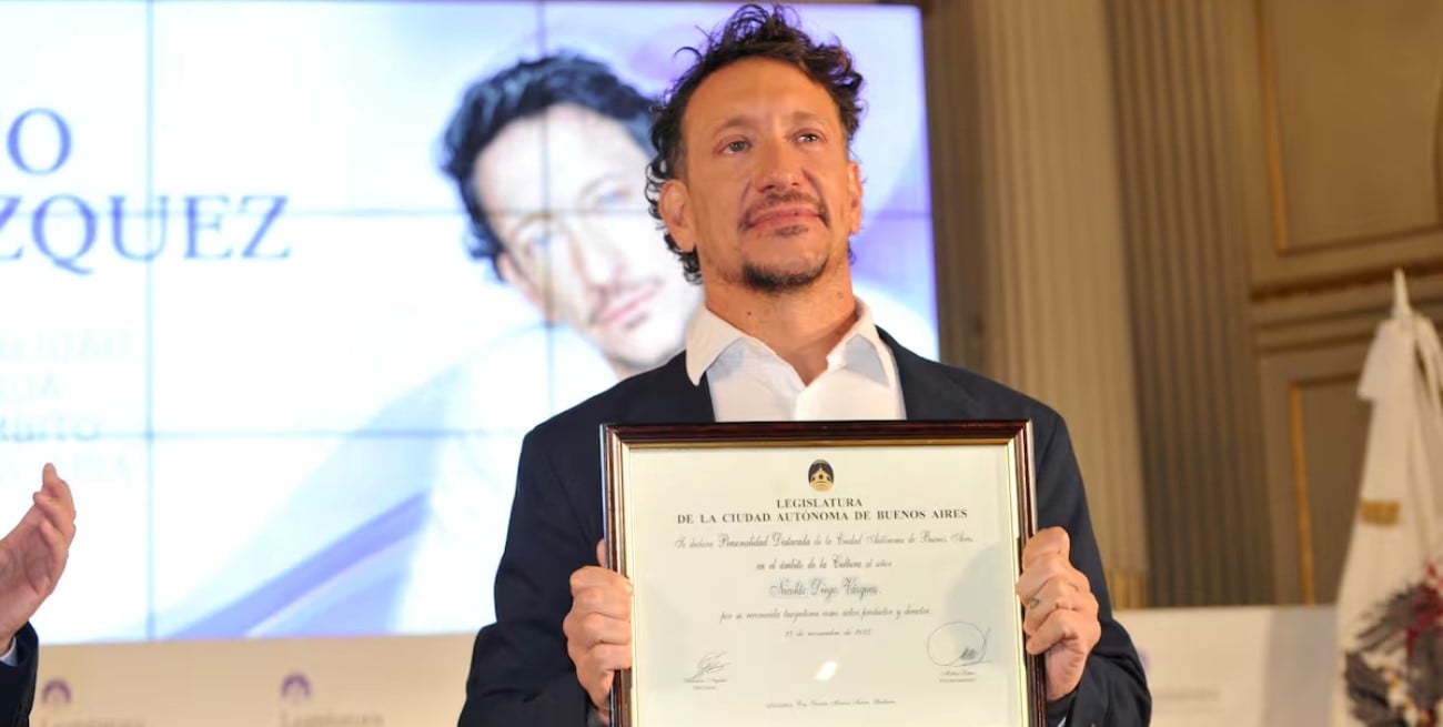 Nico Vázquez fue reconocido por la Legislatura porteña por sus 30 años de carrera