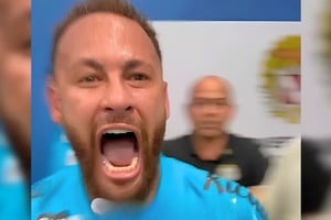 La furia de Neymar en el vestuario, tras la clasificación del Santos ante el Remo.