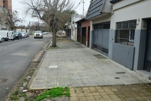 El grave suceso ocurrió en un inmueble ubicado en Moreno 3600.  Foto: Guillermo Di Salvatore