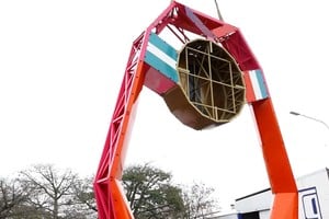 El reloj simboliza el inicio de una nueva etapa rumbo a los Juegos Suramericanos 2026.