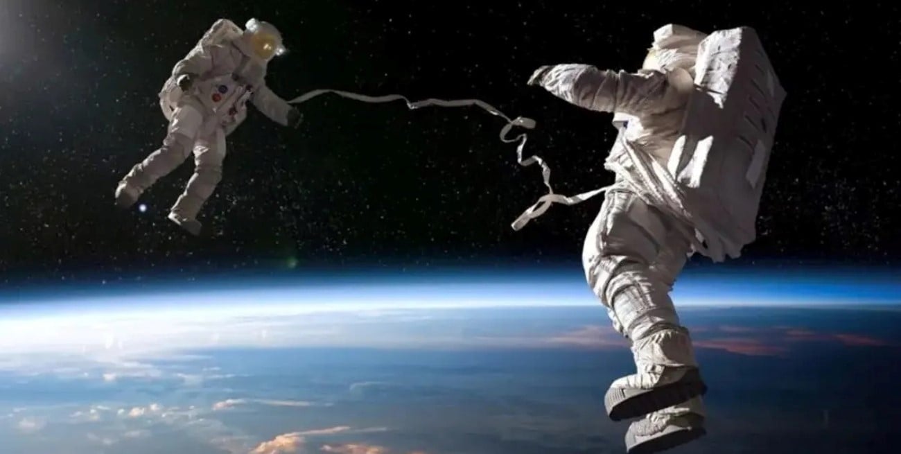 Dos astronautas de la NASA protagonizaron una caminata espacial de seis horas y media