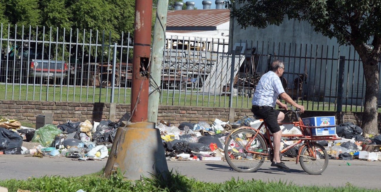 "Batería" de pedidos desde el Concejo para sanear microbasurales, desagües y cunetas en Santa Fe