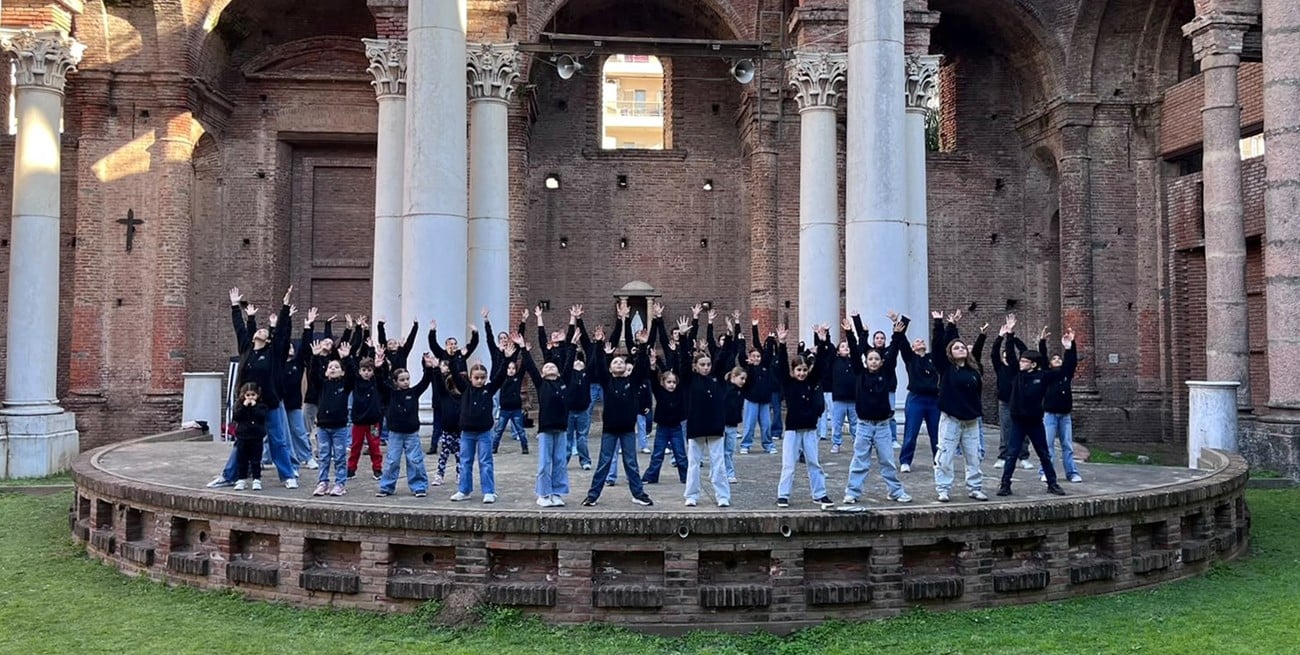 Se presenta "Variedanza": una celebración de música y emociones en el Patio Catedral