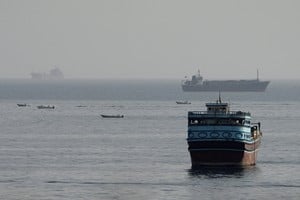 Crece la tensión en Ormuz: Emiratos denunció un ataque iraní contra uno de sus buques. Foto: Archivo
