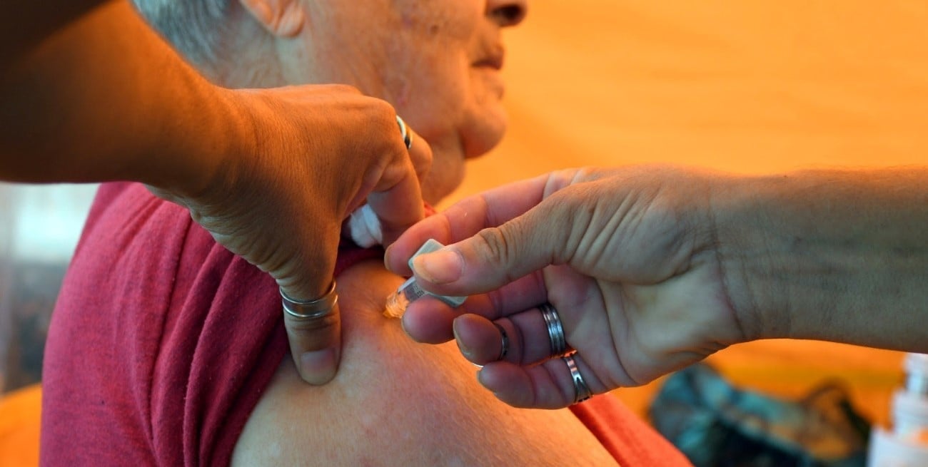 Vacunación en Santa Fe: dónde y cuándo aplican vacunas contra la gripe, neumonía, VSR y coqueluche
