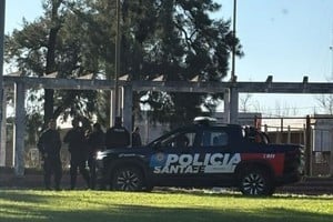 Personal policial trabajó en la escena del suceso. Foto: Gentileza