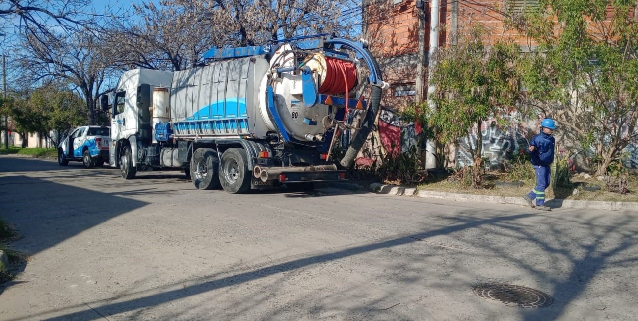 Aguas Santafesinas intensifica la limpieza cloacal en la ciudad: dónde continúan los trabajos