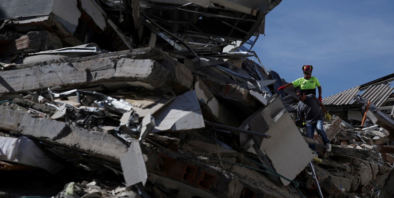 Terremoto en Colombia: ya son 181 los muertos y continúa la búsqueda de sobrevivientes