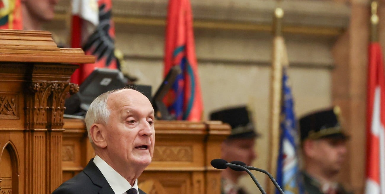 András Baka es elegido como presidente de Hungría
