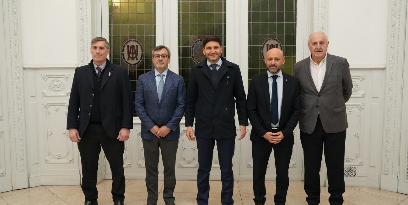 Pullaro presentó ante la UIA el modelo productivo de Santa Fe