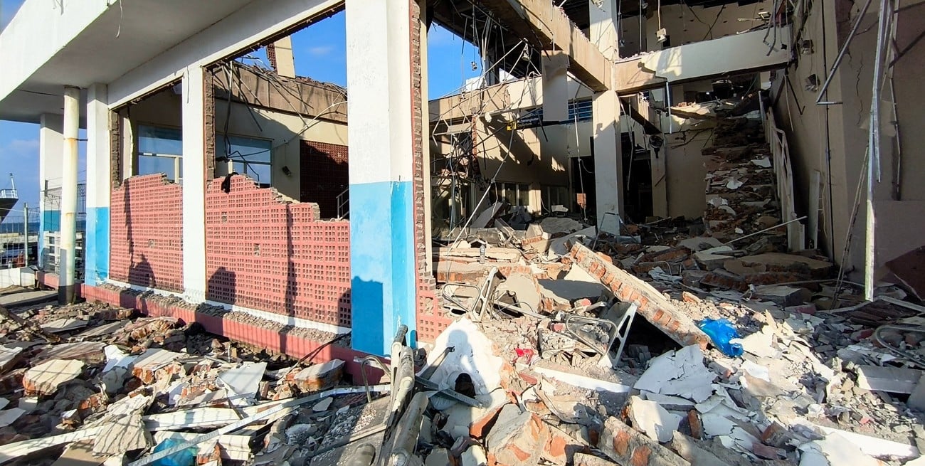 Indonesia: ya son 38 los muertos tras el fuerte terremoto en la isla de Flores