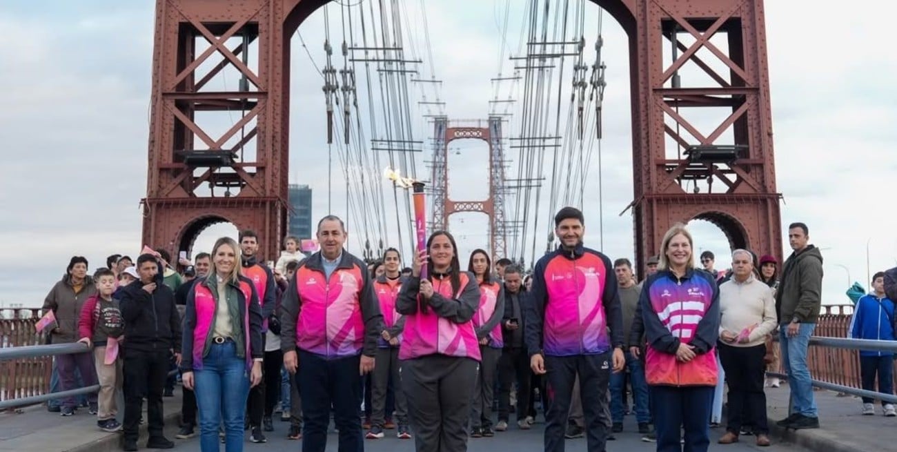 Juegos Suramericanos 2026: Santa Fe recibió la Antorcha con una multitud y música en la Costanera