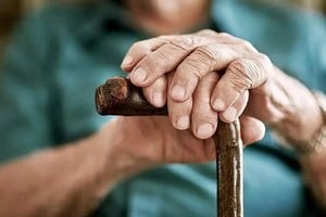 No hay vueltas que darle, me recibí de "viejo".