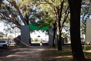 El proyecto contempla un nuevo portal de ingreso, cerramiento e iluminación perimetral.