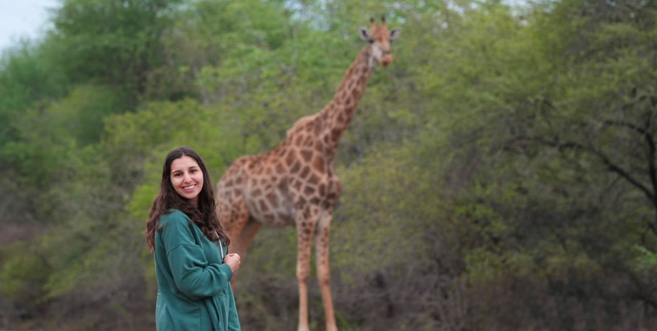 De mirar animales salvajes por TV a cumplir su sueño: estudió Biodiversidad y trabaja en Sudáfrica