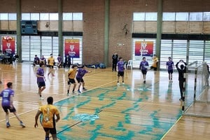 Péretz Amarillo y Alianza, en acción en el CEF N°29. Foto: Prensa Copa SF.