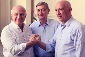 El Partido Socialista celebra su legado de 130 años en Rosario, reafirmando su compromiso con la justicia social y la democracia en tiempos de desafíos complejos.
